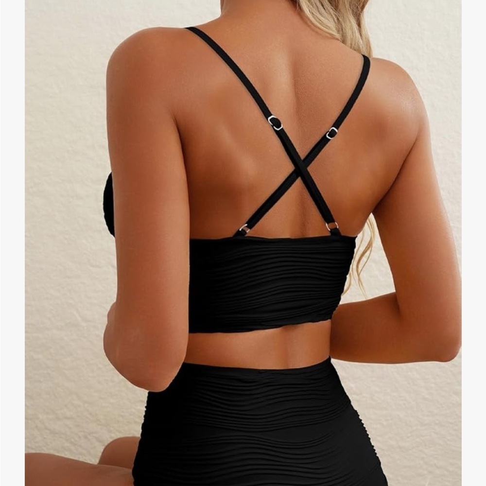 Black Ruched Bikini Set - Picture 2 of 9